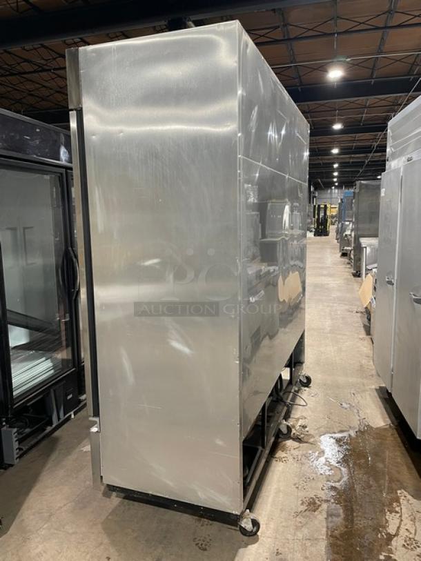 True Commercial Stainless Steel Solid 3 Door Reach In Refrigerator! With Poly Coated Wire Racks! Model: T-72 SN: 1-4870104! 115V 1 Phase! On Casters! - Image 4 of 13