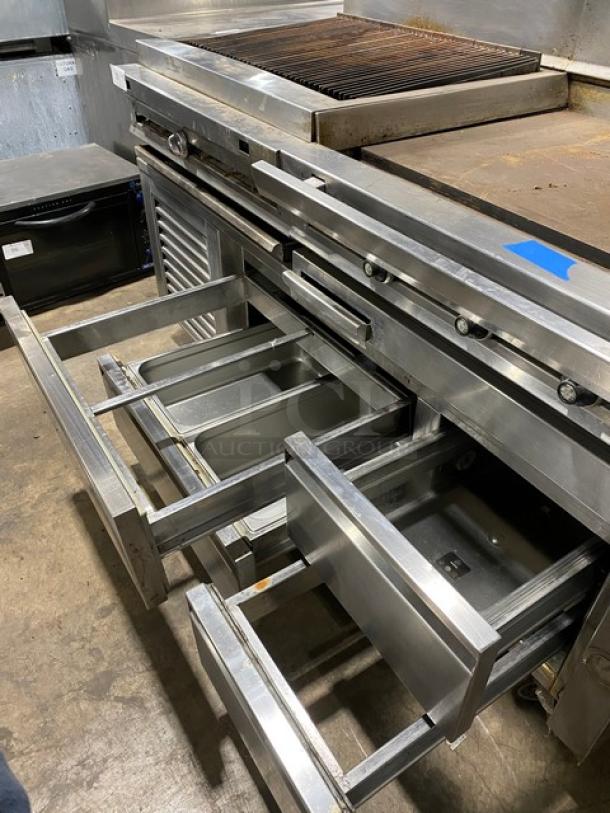 Jade Range Commercial Stainless Steel Natural Gas Powered Char Broiler/Flat Griddle Split Top Range! With 4 Drawer Self-Contained Refrigerated Chef Base/Equipment Stand! With Back Splash! Model: JRLH-04S-T-72 SN: 101566! 115V 1 Phase! On Casters! - Image 6 of 11