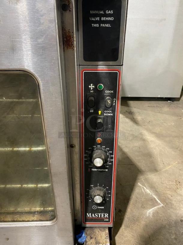 Bakers Pride Master 200 Series Commercial Stainless Steel Natural Gas Powered Single Stack Convection Oven! With Wire Oven Racks! - Image 6 of 10