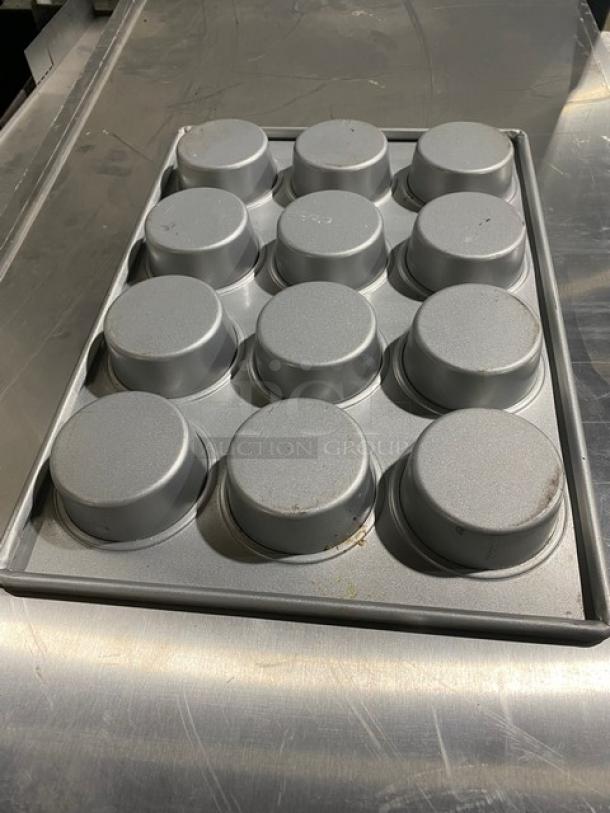 Commercial Non-Stick 12 Count Muffin/Cupcake Pan! - Image 2 of 2
