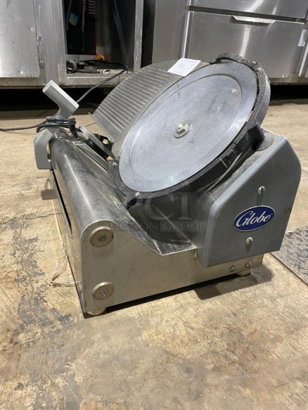 Globe Commercial Stainless Steel Electric Powered Countertop Heavy Duty Manual Meat Deli Slicer! With 13" Blade! Model: 3600N SN: 3600N02715! 115V 1 Phase! - Image 2 of 8