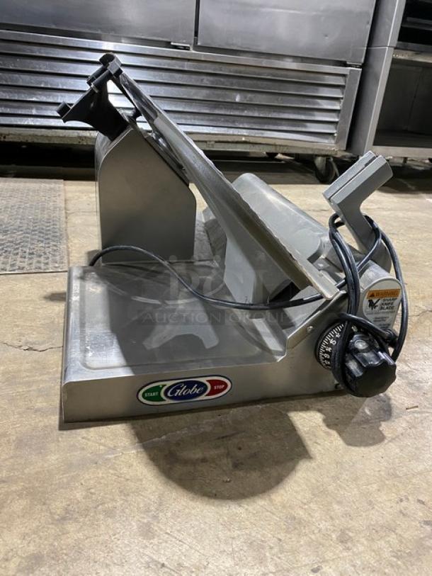 Globe Commercial Stainless Steel Electric Powered Countertop Heavy Duty Manual Meat Deli Slicer! With 13" Blade! Model: 3600N SN: 3600N02715! 115V 1 Phase! - Image 4 of 8