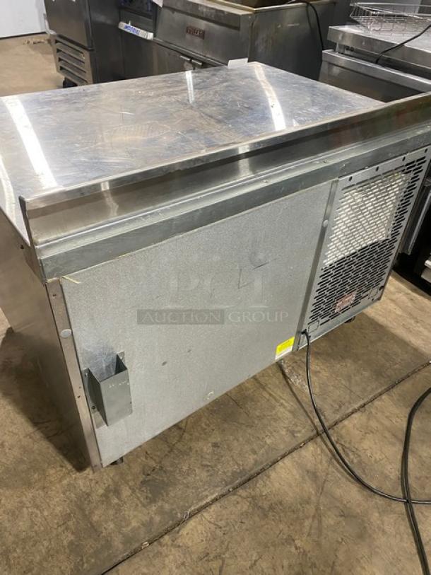 Traulsen Commercial Stainless Steel Single Door Refrigerated Worktop Cooler! With Back Splash! With Poly Coated Wire Racks! Model: TU048QC SN: T30356A13! 115V 1 Phase! On Casters! - Image 3 of 10