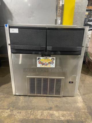 Delfield Commercial Stainless-Steel Self-Contained Air Curtain Beverage/Milk Cooler! With Double Lift-Open Top Hinged Lids! Model: NLFAC-8 SN: 0608036002029M! 115V 1 Phase! On Casters!