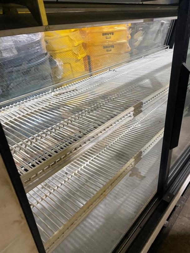 True Commercial White Slanted Glass Refrigerated Meat Deli Display Show Case! With Stainless Steel Serve Over Countertop! With Adjustable Poly Coated Wire Shelves! With Rear Double Sliding Glass Doors! Model: TSID-72-3 SN: 5045310! 115V 1 Phase! - Image 5 of 10