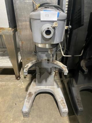 Hobart Commercial Heavy-Duty Floor Model 30 Qt. Planetary Mixer! Model: D-300 SN: 149083! 208V 1 Phase!