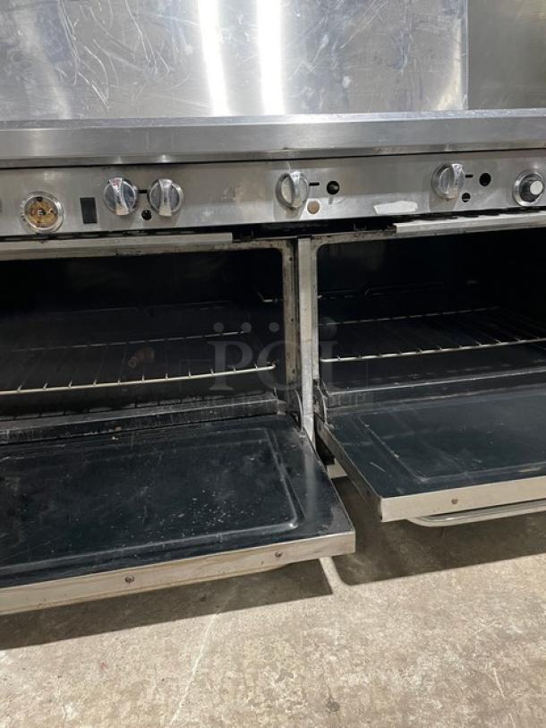 Southbend Commercial Stainless Steel Natural Gas Powered 8 Burner Split Top Hot Plate Range/Double Oven Combo! With Back Splash! With Wired Oven Rack! With Casters! - Image 8 of 14