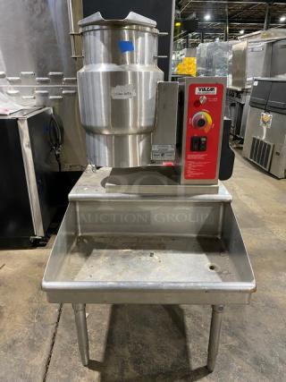 Vulcan Commercial Stainless Steel Electric Powered Countertop 6-Gal. Steam Jacketed Tilting Kettle! Model: K6ETT-7 SN: 46-2004217! 208/240V 3 Phase! With Custom Single Well Equipment Stand/Base! With Back Splash & Drain! On Legs!