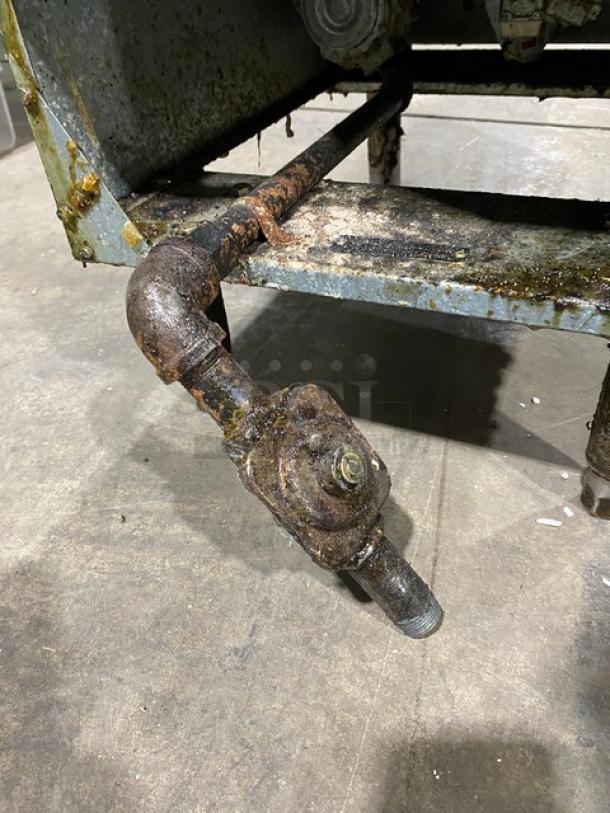 Commercial Stainless Steel Natural Gas Powered Deep Fat Fryer! With Back & Right-Side Splash! With Basket Hanger! With Frying Baskets! On Legs! - Image 11 of 11