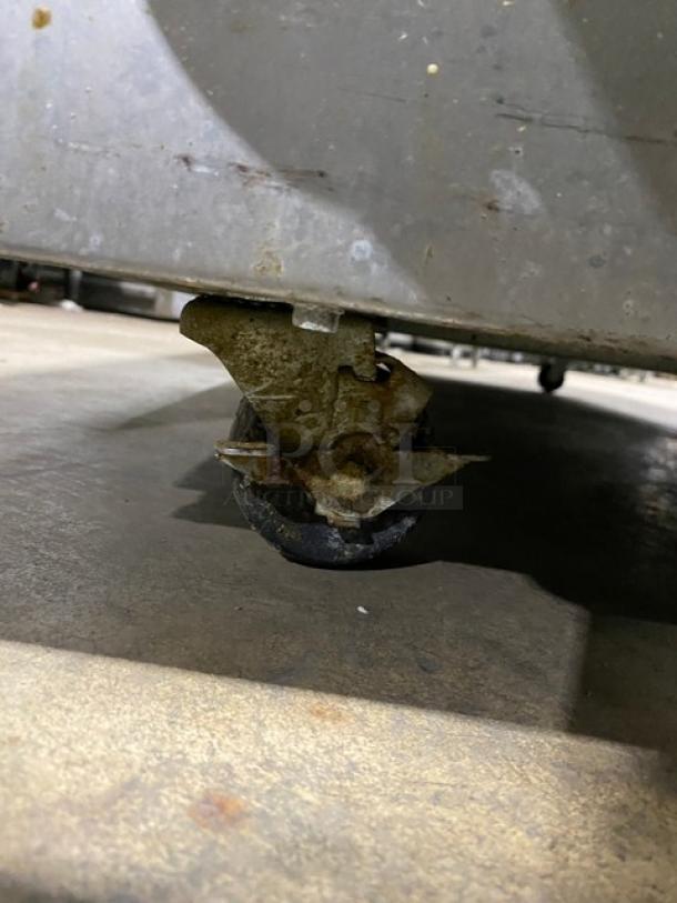 Beverage-Air Commercial Stainless Steel 4 Drawer Refrigerated Bain Marie Style Mega Top Pizza Prep Table! With Removable Cutting Board! Model: DPD72HC-4 SN: 14502012! 115V 1 Phase! On Casters! - Image 10 of 11