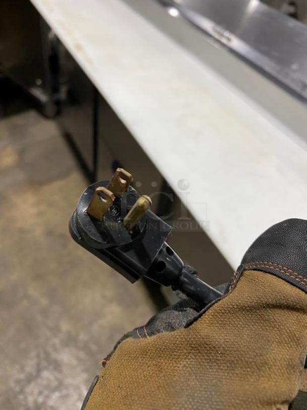 Beverage-Air Commercial Stainless Steel 4 Drawer Refrigerated Bain Marie Style Mega Top Pizza Prep Table! With Removable Cutting Board! Model: DPD72HC-4 SN: 14502009! 115V 1 Phase! On Casters! - Image 11 of 11