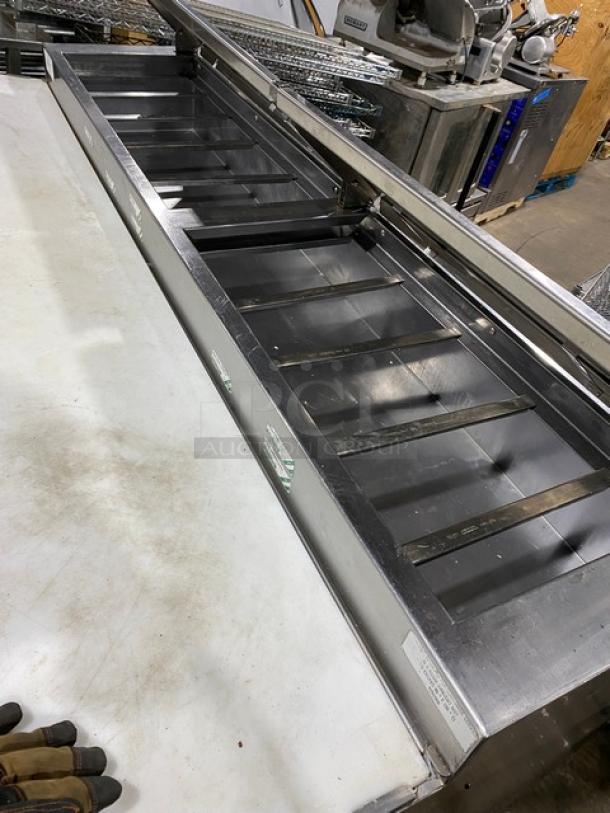 Delfield Commercial Stainless Steel 6 Drawer Refrigerated Bain Marie Style Mega Top Pizza Prep Table! With Removable Cutting Board! Model: 18672PTBMP SN: 2109820100067! 115V 1 Phase! On Casters! - Image 5 of 14