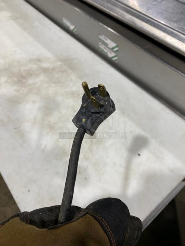 Delfield Commercial Stainless Steel 6 Drawer Refrigerated Bain Marie Style Mega Top Pizza Prep Table! With Removable Cutting Board! Model: 18672PTBMP SN: 2109820100067! 115V 1 Phase! On Casters! - Image 14 of 14