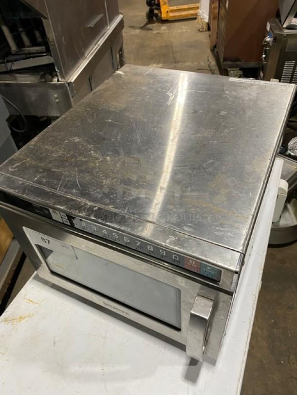 Solwave Commercial Stainless Steel Electric Powered Countertop Microwave Oven! Model: 180MWHD21 SN: 180901071! 208-230V 1 Phase! - Image 10 of 10