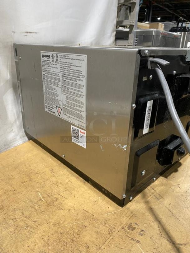 Solwave! 2020 Late Model! Commercial Stainless Steel Electric Powered Countertop Microwave Oven! Model: 180MWHD21 SN: 200601037! 208-230V 1 Phase! - Image 4 of 8