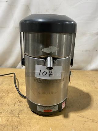Robot Coupe Commercial Stainless Steel Countertop Automatic Juice Extractor/Centrifugal Juicer! Model: J100 Ultra SN: 7140206703L-11! 120V 1 Phase!