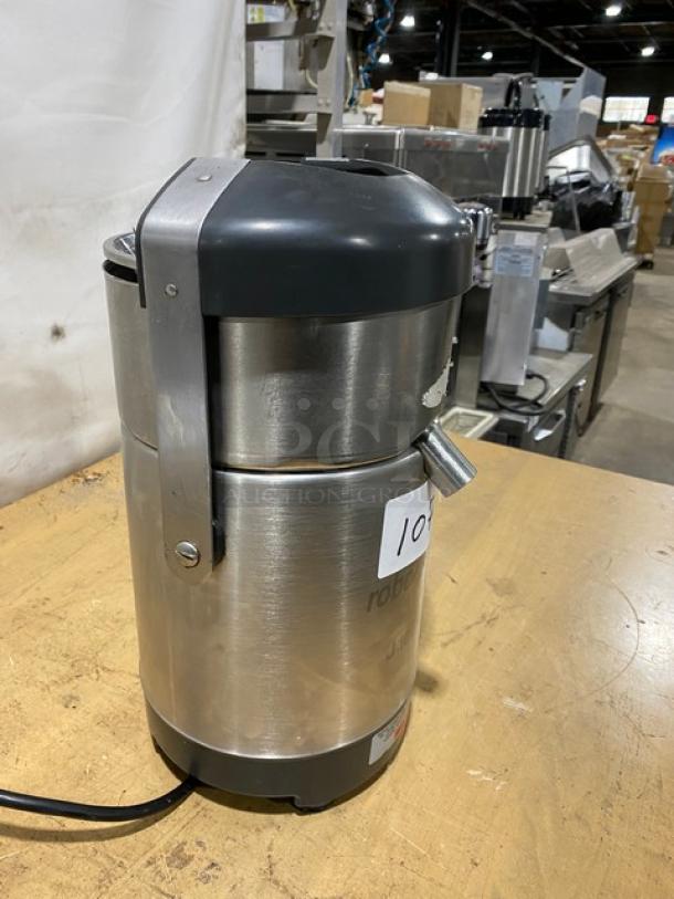 Robot Coupe Commercial Stainless Steel Countertop Automatic Juice Extractor/Centrifugal Juicer! Model: J100 Ultra SN: 7140206703L-11! 120V 1 Phase! - Image 2 of 9