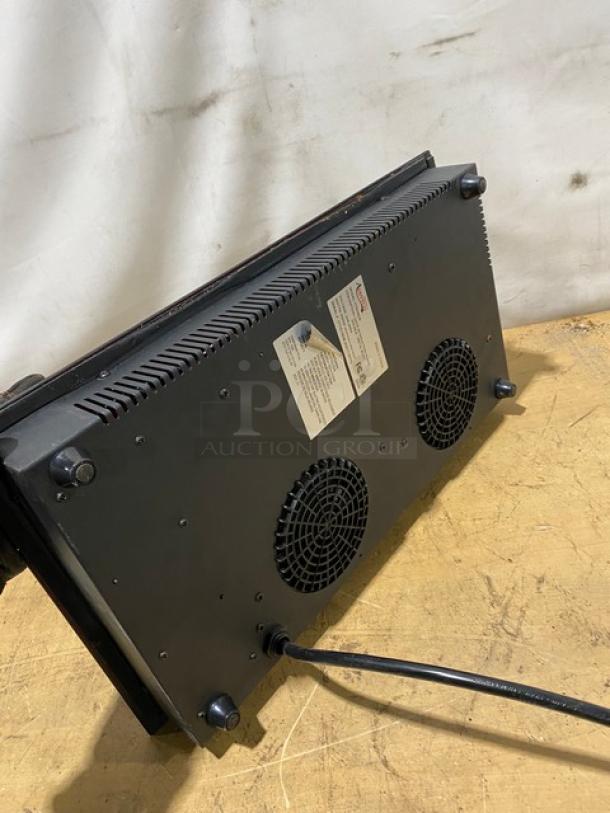 Avantco Commercial Electric Powered Drop-In/Countertop Double Induction Range! Model: 177ID18DB SN: 177ID18DB-2021110172! 208-240V! - Image 4 of 7