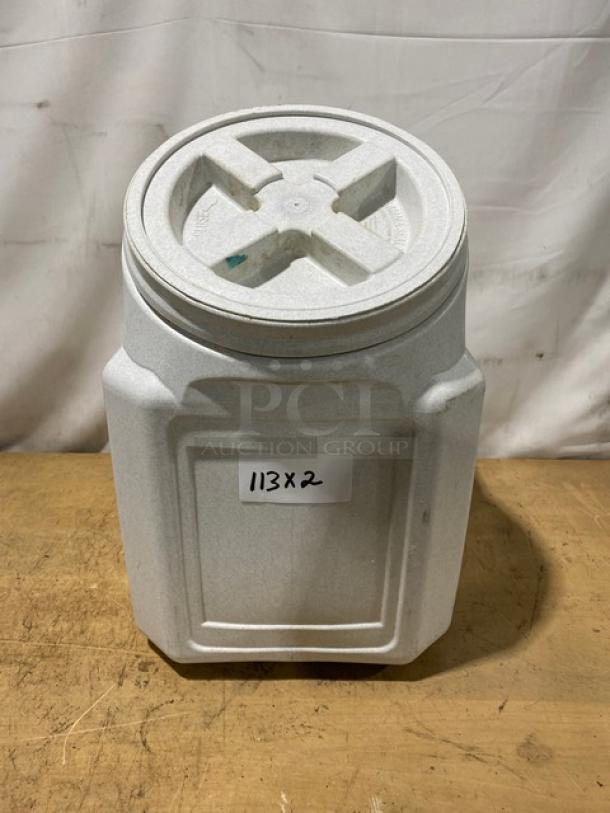 Gamma2 Commercial Food Storage Container! - Image 1 of 5