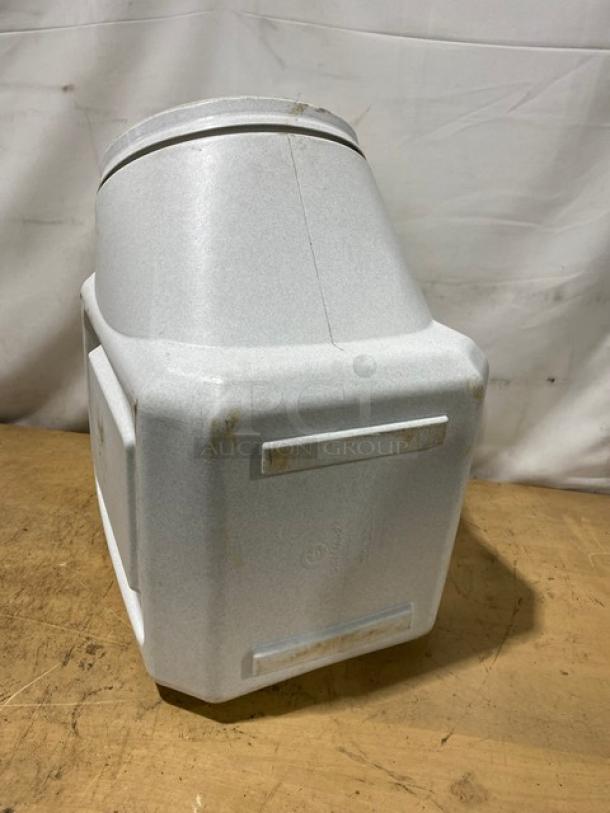 Gamma2 Commercial Food Storage Container! - Image 2 of 5