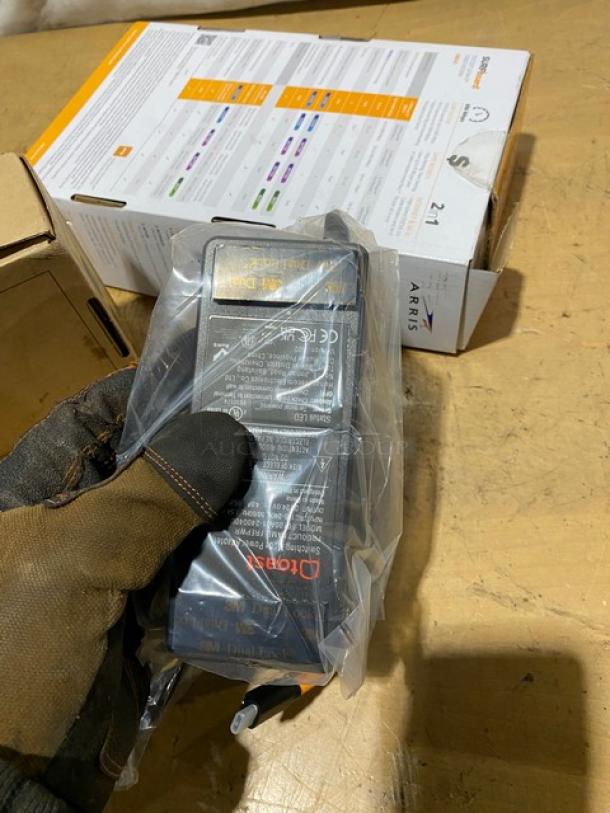 NEW IN THE BOX! Lot Of Commercial POS Payment System Miscellanies! All One Money! - Image 9 of 11