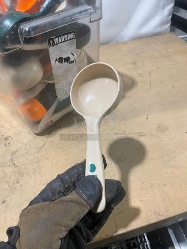 Lot Of Commercial Miscellaneous Kitchenware! All One Money! - Image 5 of 7