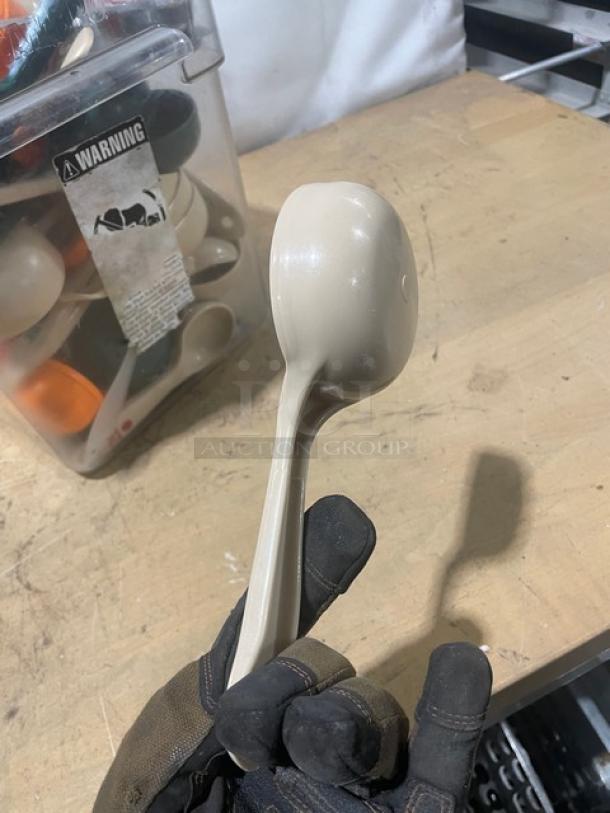 Lot Of Commercial Miscellaneous Kitchenware! All One Money! - Image 6 of 7