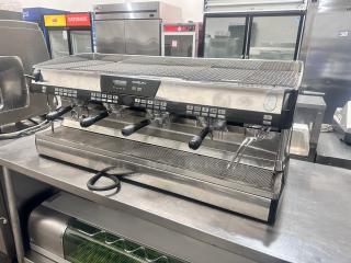Awesome Nuova Simonelli 4 Group Commercial Expresso Machine 220volt Tested and Working!