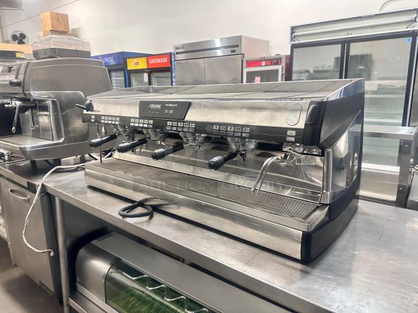 Awesome Nuova Simonelli 4 Group Commercial Expresso Machine 220volt Tested and Working! - Image 6 of 11