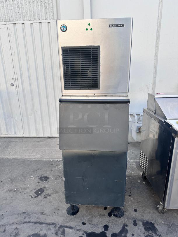 Late Mode Hoshizaki F-450MAJ  SlimLine Flaker Icemaker 115volt Tested and Working! - Image 2 of 11