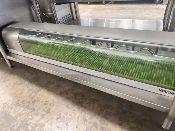 Excellent Yoshimasa YMSC-6-L 72″ Self-Contained Curved Glass Refrigerated Sushi Case 115volt Tested and Working! - Image 5 of 11