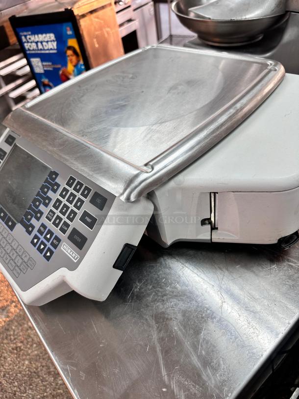 Excellent Hobart Quantum - Max scale W/ Printer 115volt Tested and Working - Image 6 of 13