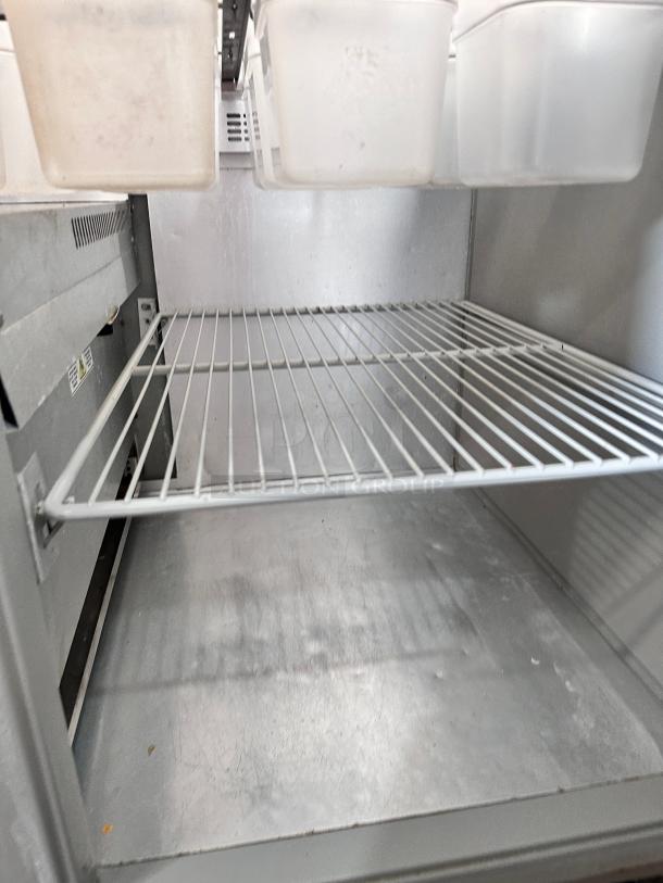 Excellent Randell PT60 60" Mega Top Sandwich/Salad Prep Table w/ Refrigerated Base, 115v Tested and Working! - Image 9 of 12