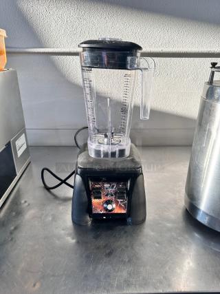 Nice Waring MX1200XTX Xtreme High-Power Heavy Duty Blender 115volt Tested and Working!