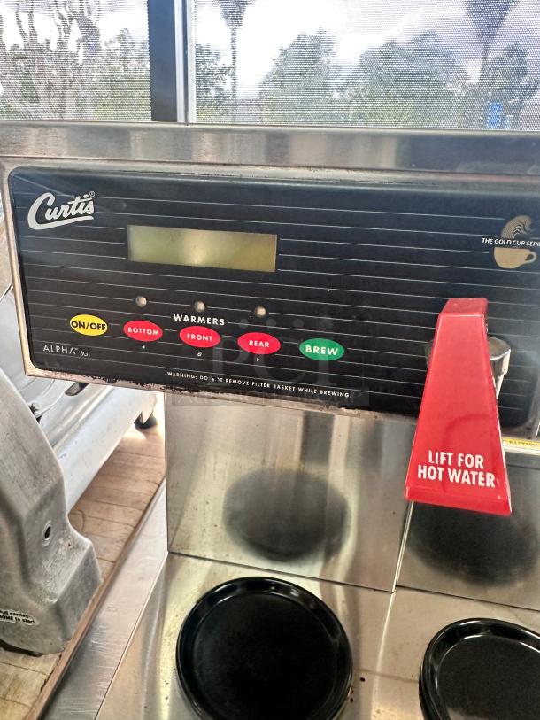 Excellent Curtis  12 Cup Coffee Brewer with 3 Lower Warmers on Right - 120V Tested and Working! - Image 5 of 7