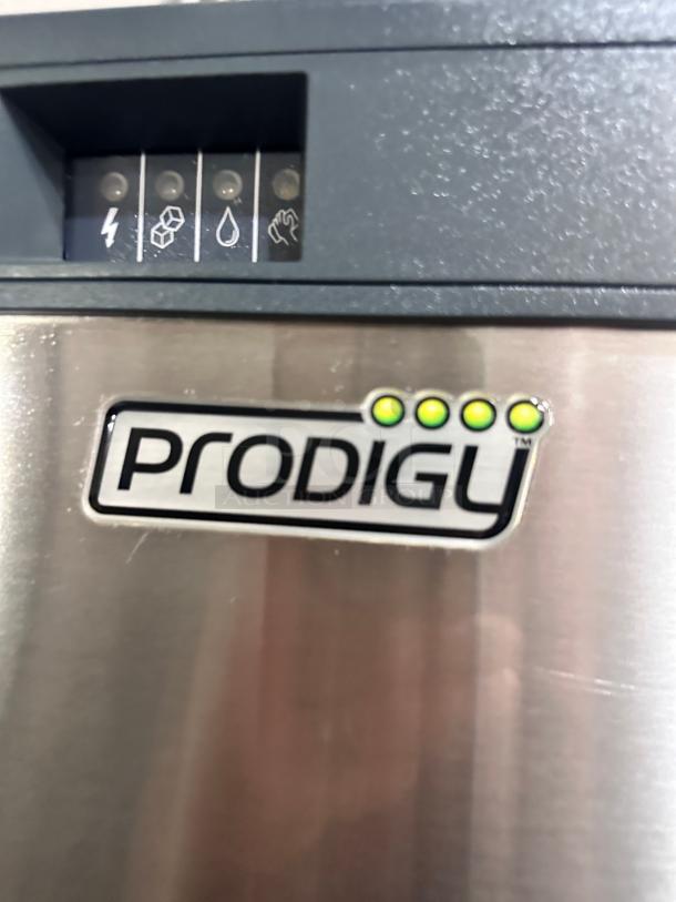 Late Model Excellent Scotsman C0322SA-1 Prodigy Plus 300lb Ice Machine 22" Air Cooled Small Cube 115volt Tested and Working! - Image 9 of 11