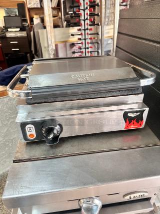 Nice Vollrath PSG4-SG120 Panini Sandwich Grill Electric Single 115volt Tested and Working!