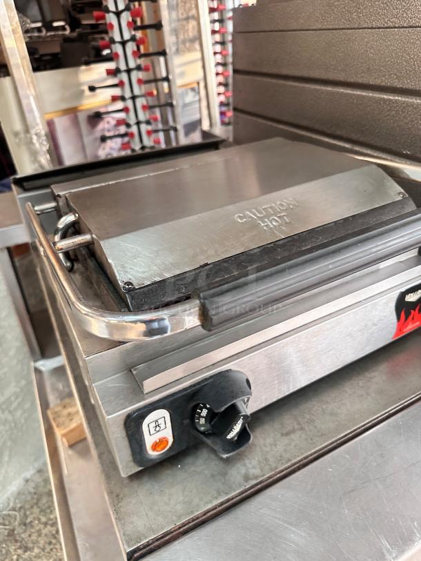 Nice Vollrath PSG4-SG120 Panini Sandwich Grill Electric Single 115volt Tested and Working! - Image 4 of 11