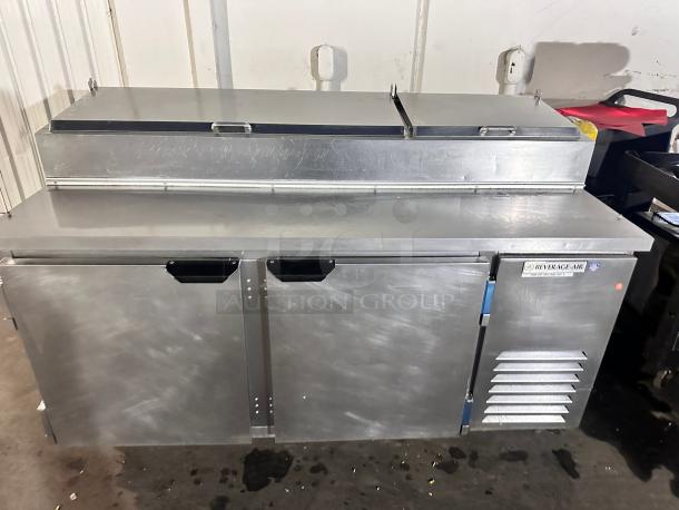 Late Model Excellent Beverage-Air DP67 67"  Pizza Prep Table w/ Refrigerated Base, 115v Tested and Working! - Image 4 of 10