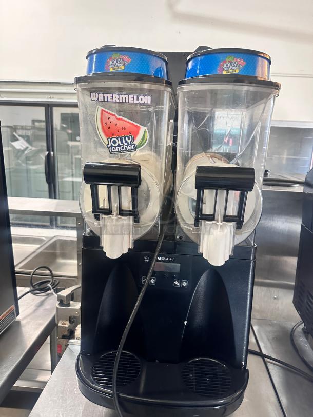 Clean Bunn ULTRA -2 16 3/5"  Frozen Drink Slushy Machine w/ (2) 3 gal Bowls - 120v Tested and Working! - Image 4 of 10
