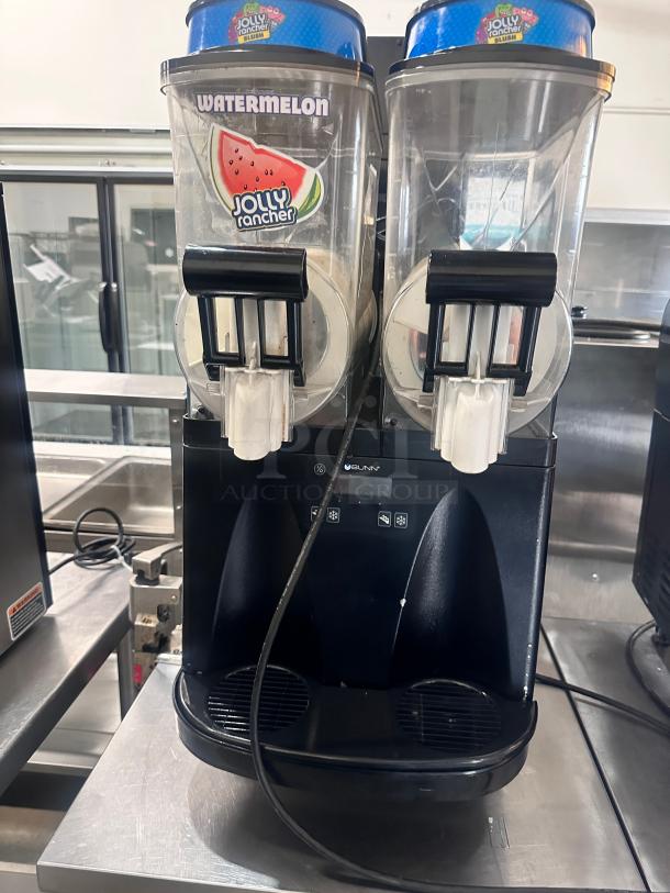 Clean Bunn ULTRA -2 16 3/5"  Frozen Drink Slushy Machine w/ (2) 3 gal Bowls - 120v Tested and Working! - Image 5 of 10