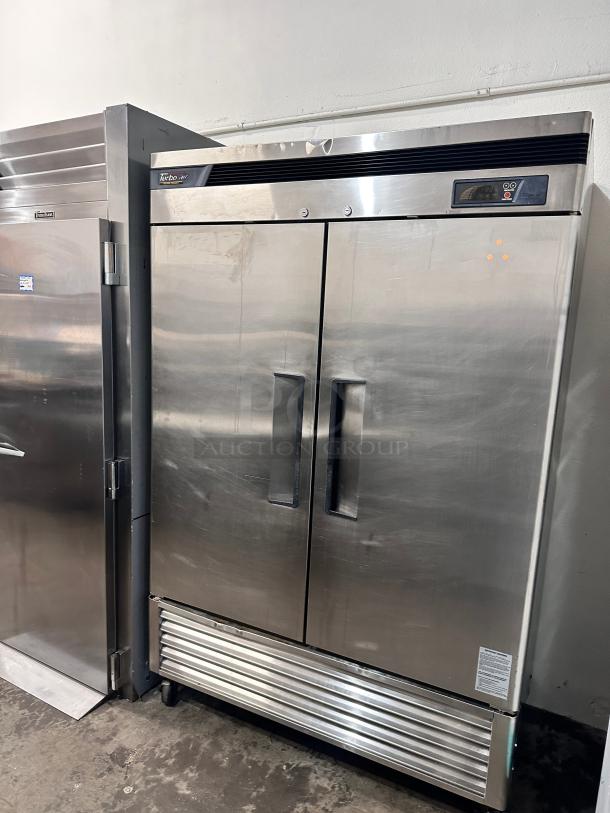 Excellent Turbo Air  54"  Super Deluxe Two Section Reach In Freezer, 115v Tested and Working! - Image 3 of 7