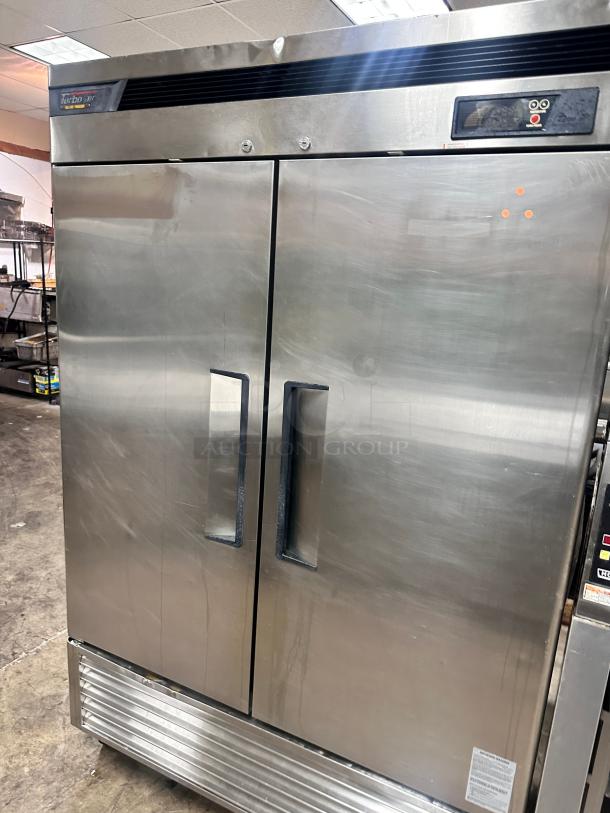 Excellent Turbo Air  54"  Super Deluxe Two Section Reach In Freezer, 115v Tested and Working! - Image 7 of 7
