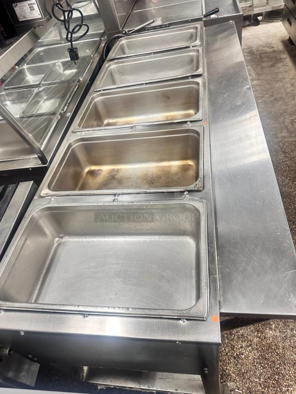 Excellent Duke  Aerohot 72" Gas Stationary Hot Food Steamtable Wet Bath Unit With 5 Food Wells And Carving Board, 27,500 BTU Tested and Working! - Image 5 of 9