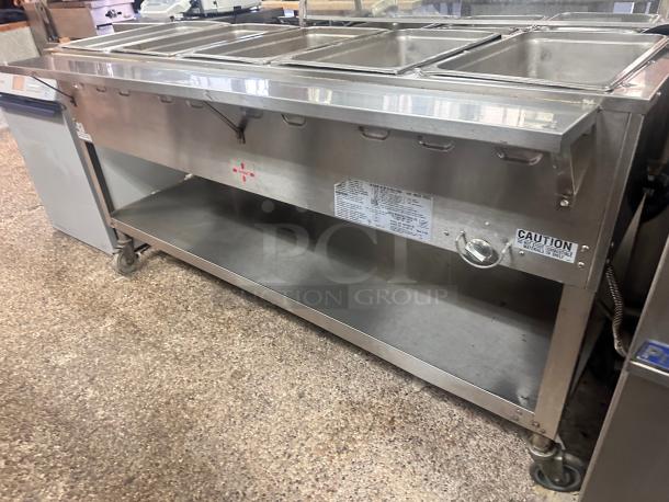 Excellent Duke  Aerohot 72" Gas Stationary Hot Food Steamtable Wet Bath Unit With 5 Food Wells And Carving Board, 27,500 BTU Tested and Working! - Image 6 of 9