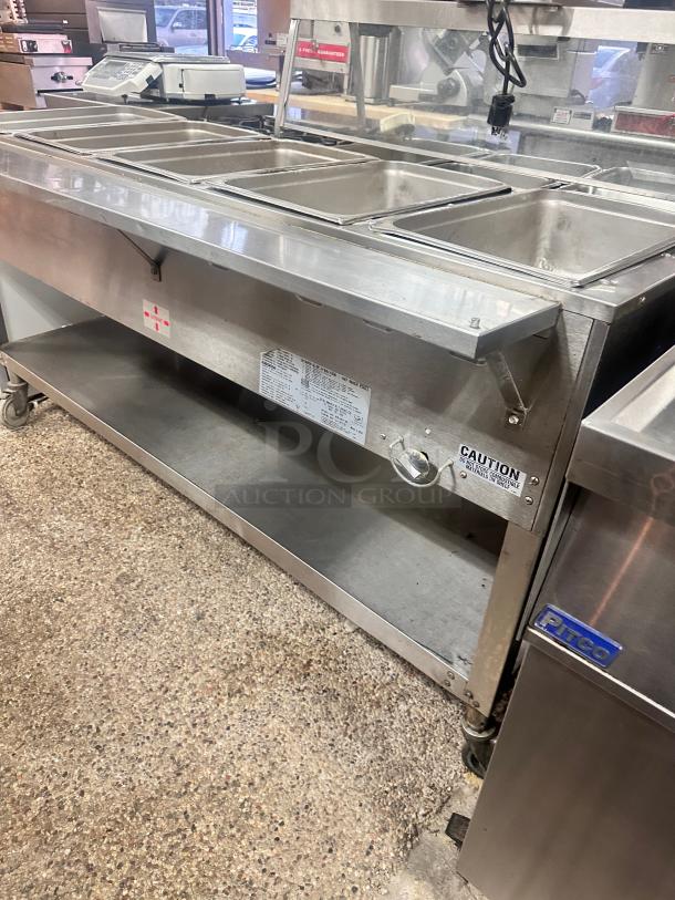 Excellent Duke  Aerohot 72" Gas Stationary Hot Food Steamtable Wet Bath Unit With 5 Food Wells And Carving Board, 27,500 BTU Tested and Working! - Image 8 of 9