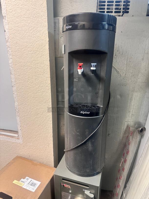 Excellent Alpine 6700 Eliminator Pou Water Cooler Hot and Cold Charcoal 115volt Tested and Working! - Image 2 of 11