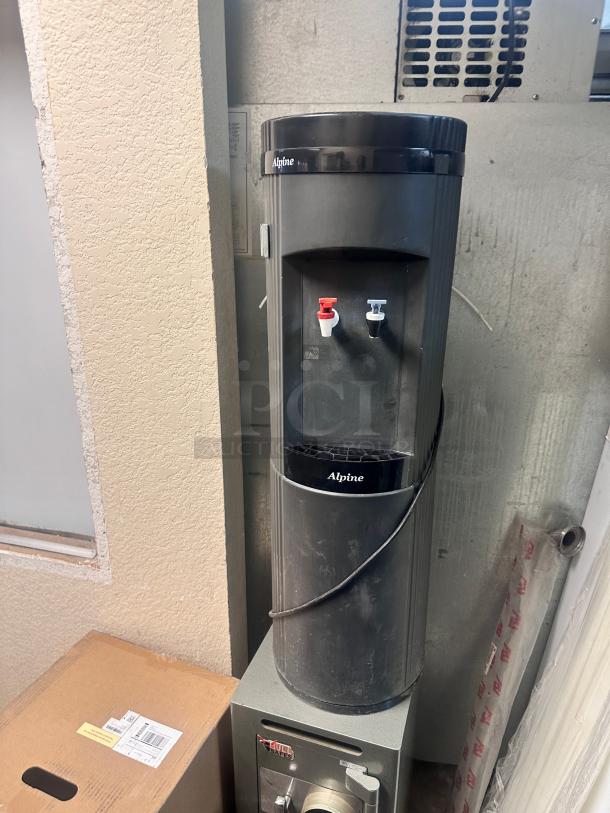 Excellent Alpine 6700 Eliminator Pou Water Cooler Hot and Cold Charcoal 115volt Tested and Working! - Image 3 of 11