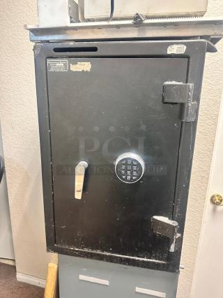 Restaurant Style Drop Safe No Combination