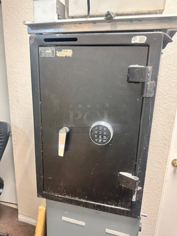 Restaurant Style Drop Safe No Combination - Image 2 of 7